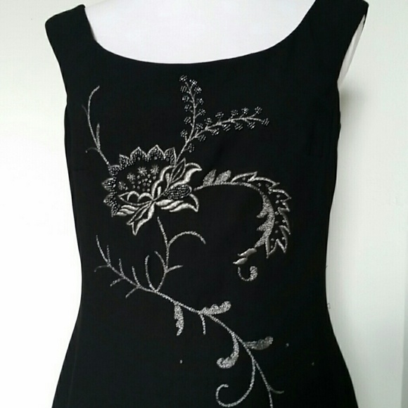 Black dress - Picture 2 of 3